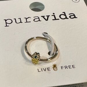 NWT Pura Vida Gold Pineapple Charm Ring Size 5